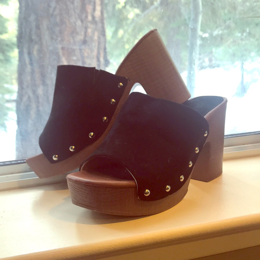 Bella Marie mule clogs